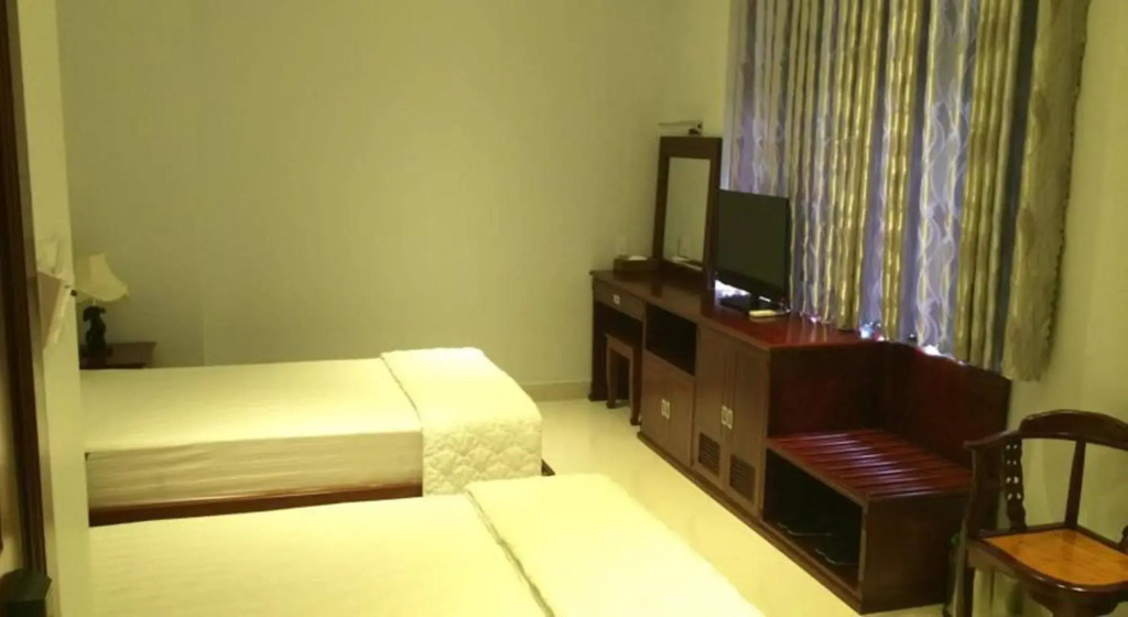 Phoenix Hotel
