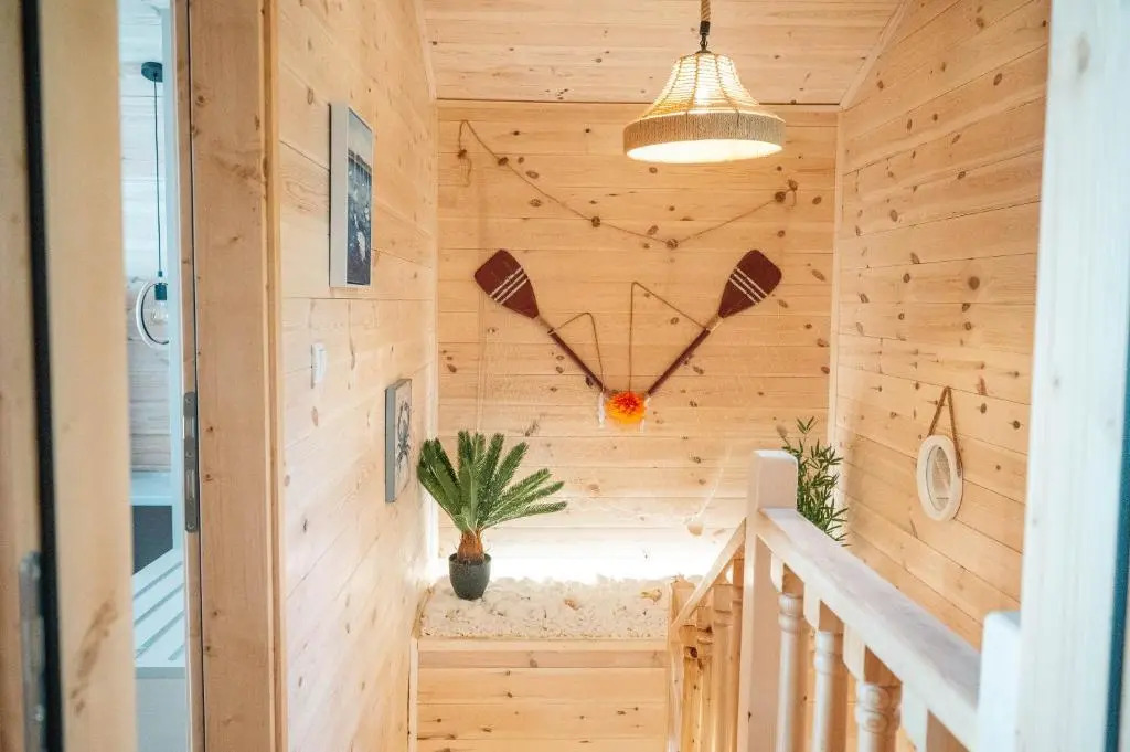 Congo Bungalow