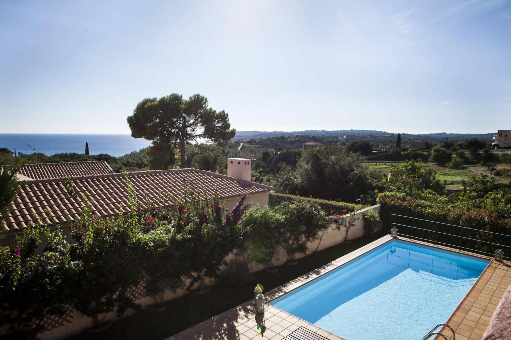 Villa Eleni