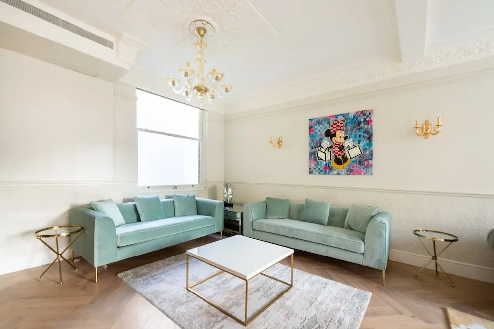 Charles Street Apartments