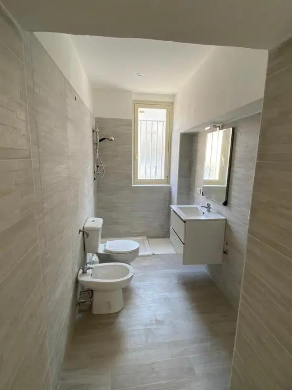- A casa tua - House