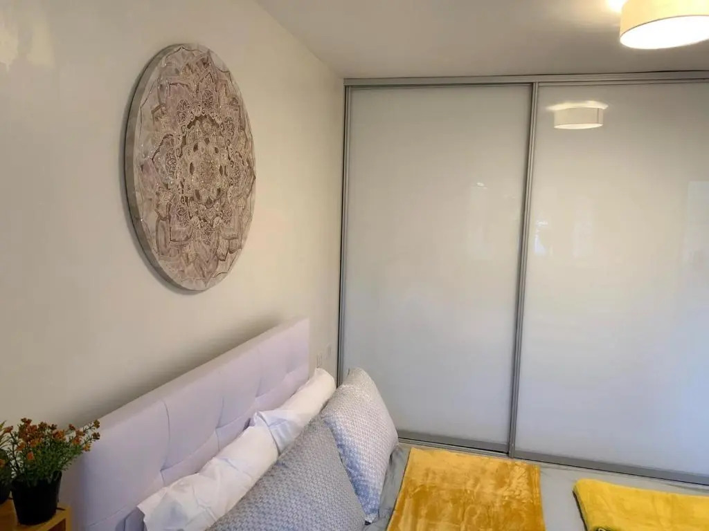 Spacious And Amazing 4 Bedroom Detached House