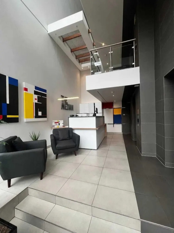 Easy Stay - The Median Rosebank