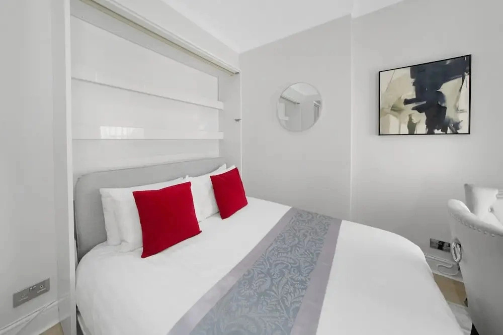Hyde Park 2 Bed Apt