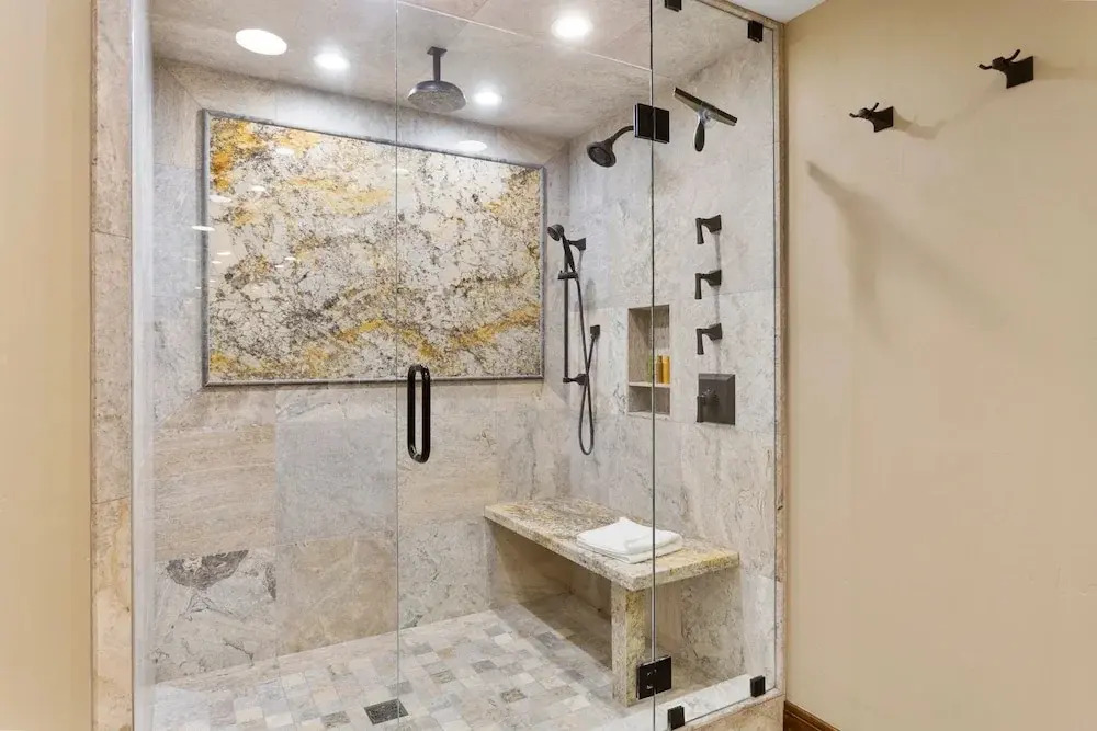 Trail's End Lodge at Deer Valley Resort - Two Bedroom Residence with Den and Spa #202 2 Condo