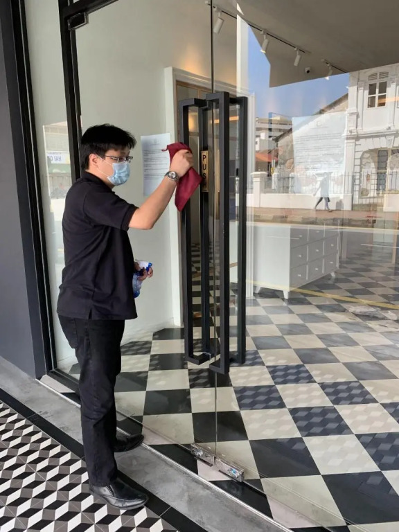 Le Embassy Hotel Georgetown