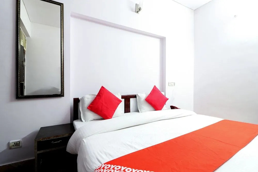 Oyo 6786 Ashu Villa Guest House