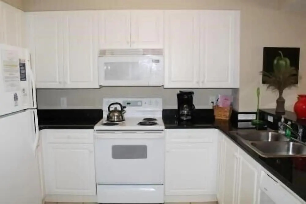 802 North Tower