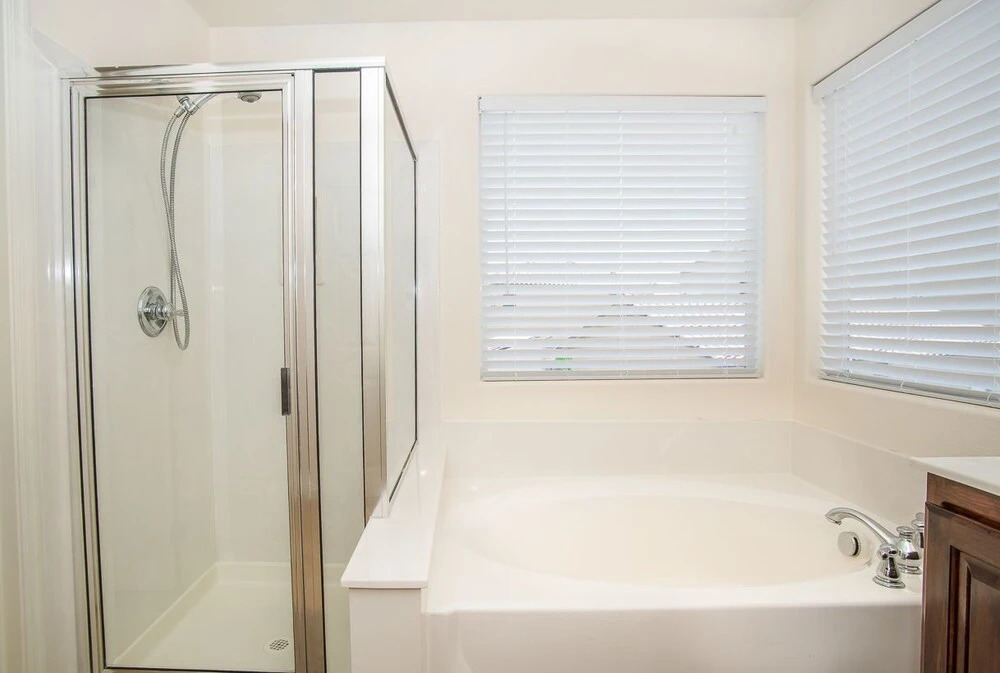 Grey High Roller - 4Bd 3Ba