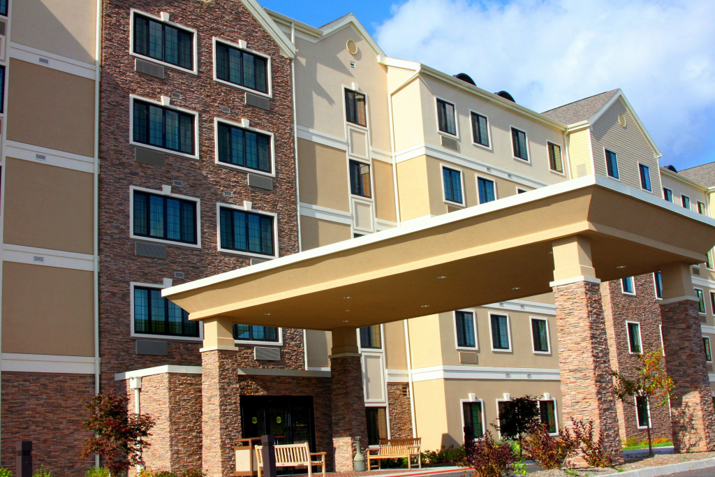 Staybridge Suites Syracuse Liverpool by IHG