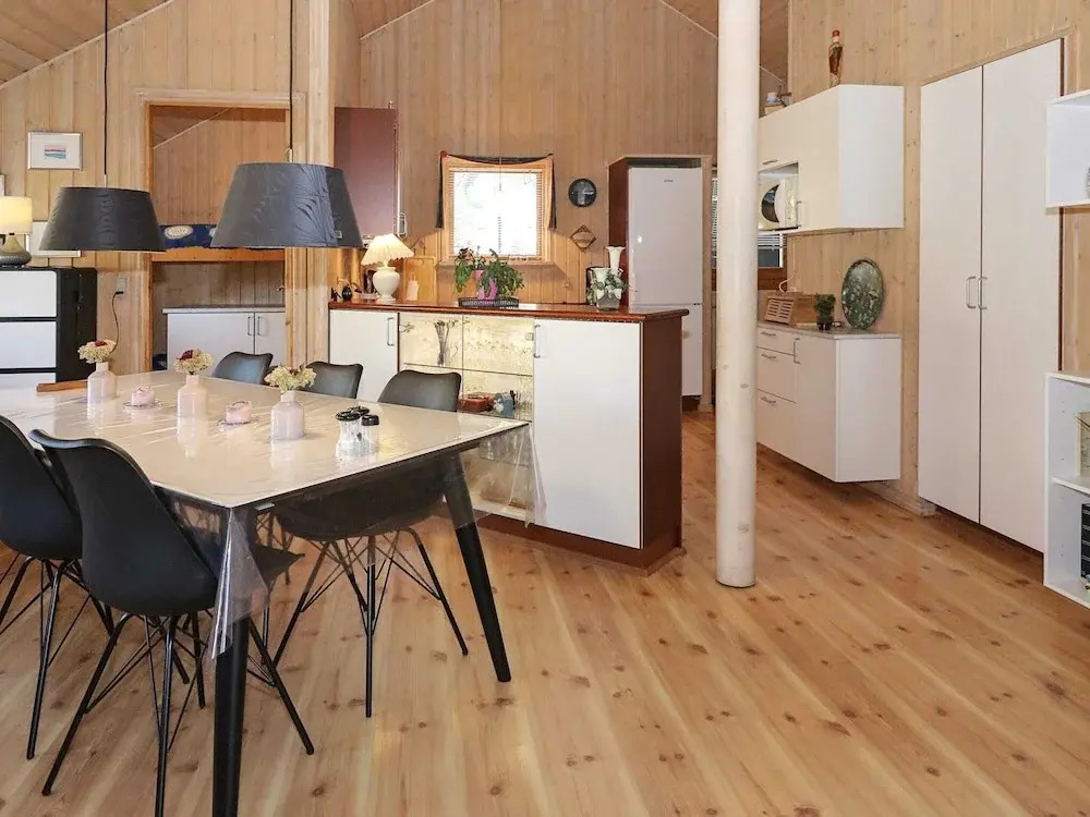 10 person holiday home in Hadsund