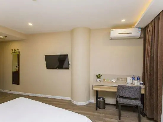 Motel  (Shenyang Central Street Joy City Walmart)