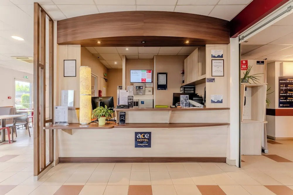 Express Hotel