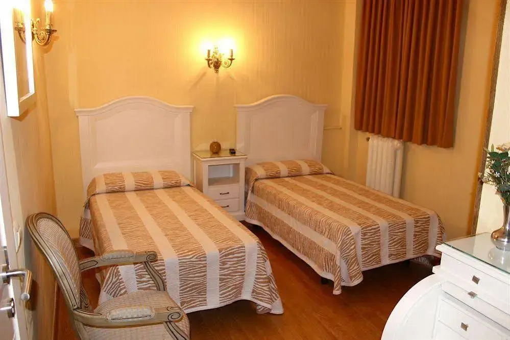 Hostal Montecarlo