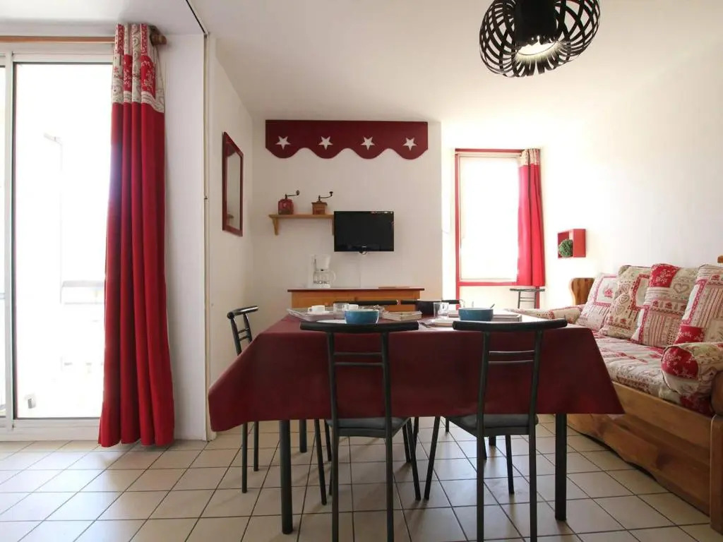 Appartement 2P, balcon sud, proche Prorel et centre, 4-6 pers., ski, 2 étoiles, Briançon - FR-1-330C-13
