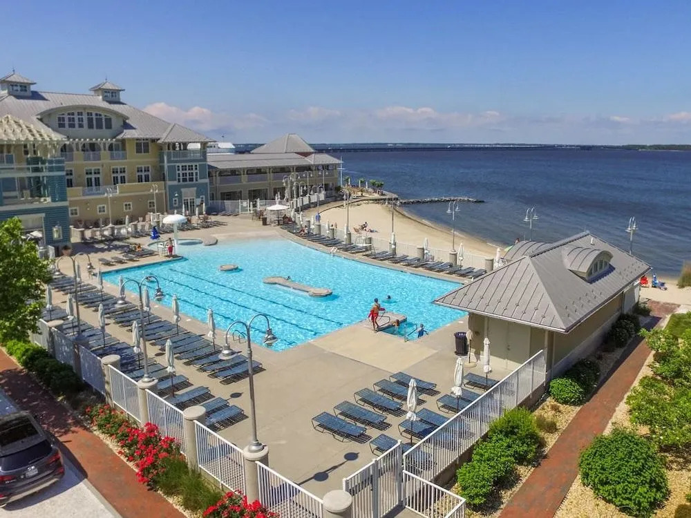 Island Edge Drive 28