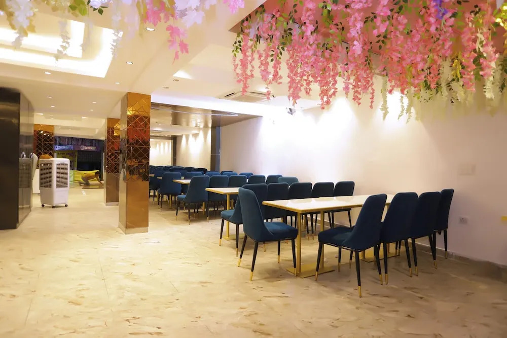 Vista business suites and banquet By NBS