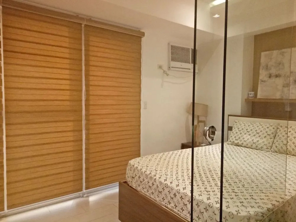 The Palm Tree Condotel Manila Airport