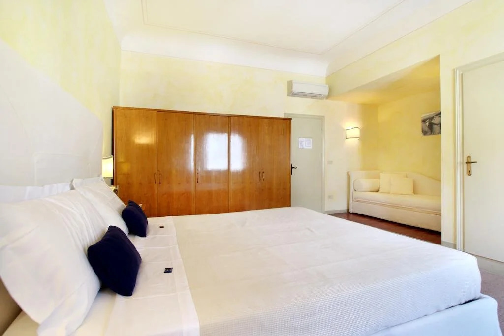 Michelangelo Guesthouse