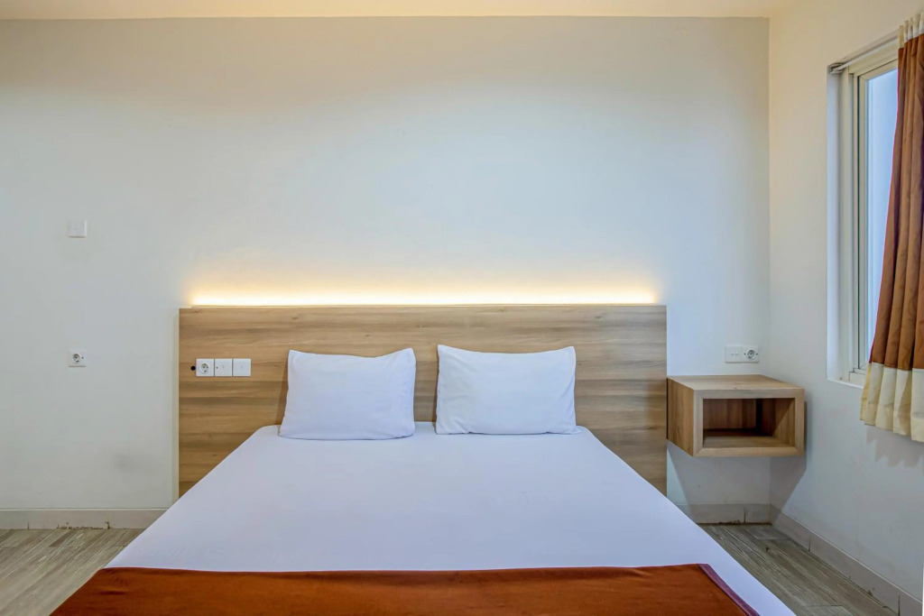 Skyland Sentul Tower Apartment