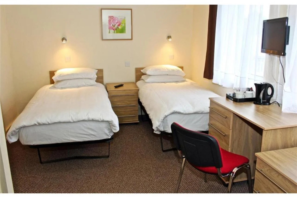 Central Hotel Golders Green
