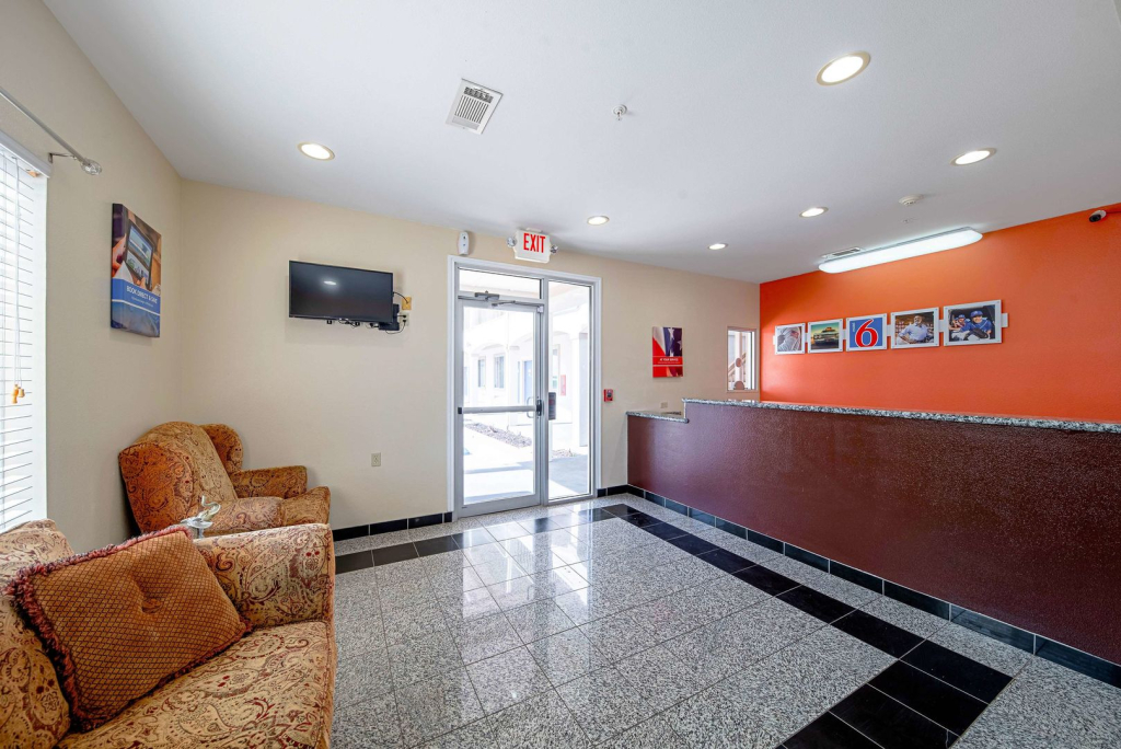 Motel 6-Rhome, TX