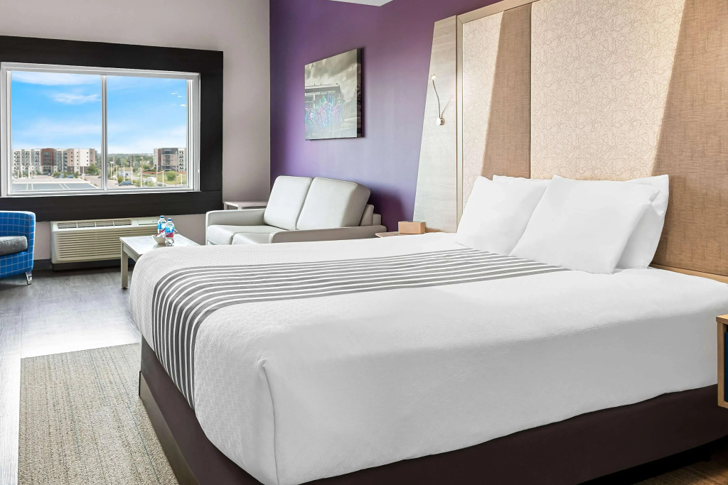 Best Western Premier Winnipeg East