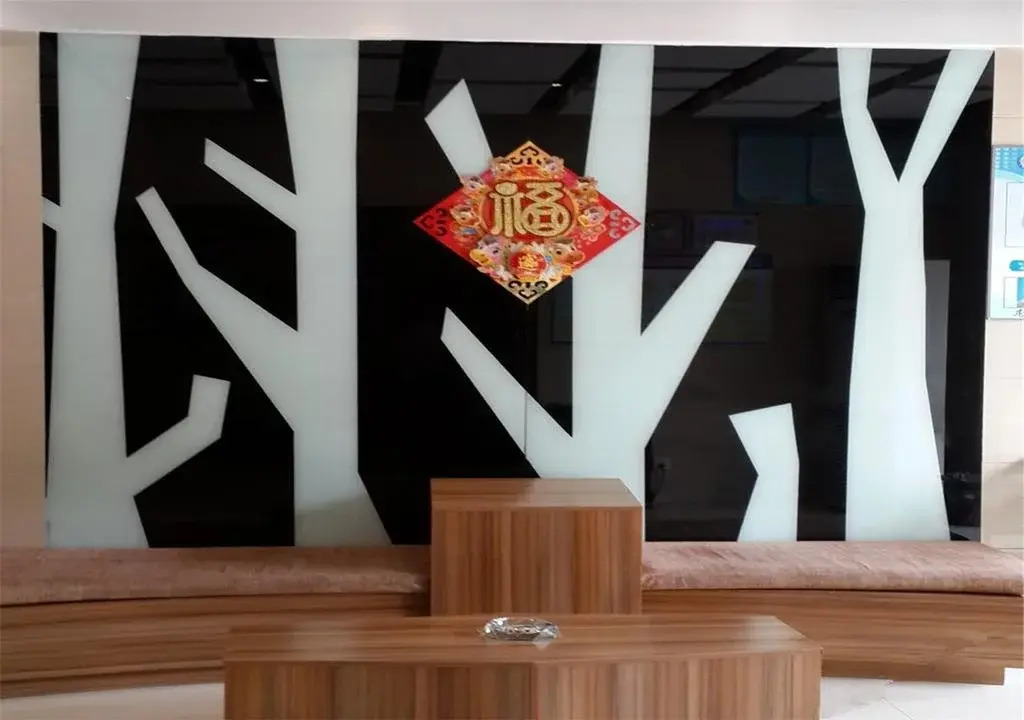 Yake E-Home Kuaijie Hotel Luquan Branch