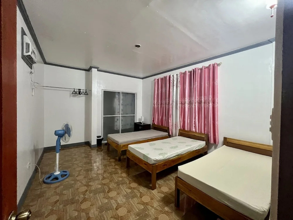 RedDoorz at Lao Singuan Homestay