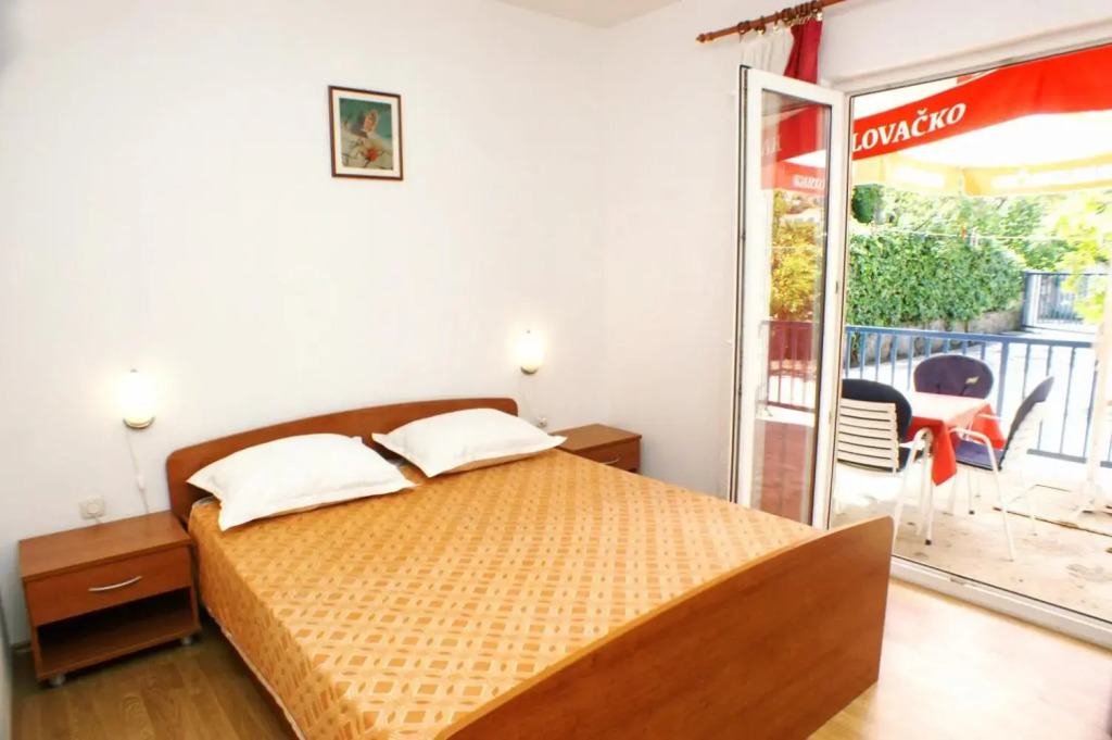 Apartments by the sea Trpanj, Peljesac - 3157