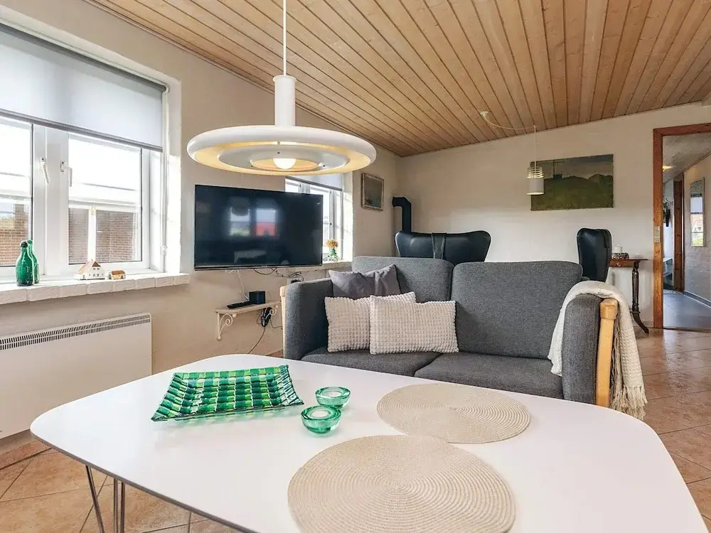 6 person holiday home in Harboøre-By Traum
