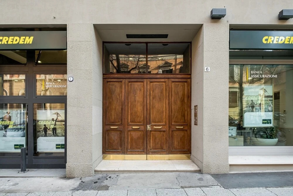 Piazza de Calderini Apartment by Wonderful Italy