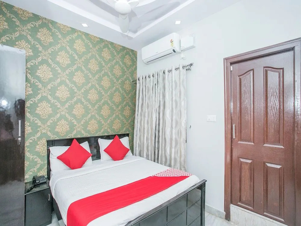 OYO 2323 GS Suites