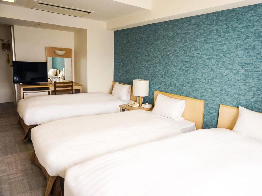 Kobe Port Tower Hotel