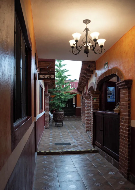 Hotel El Patio