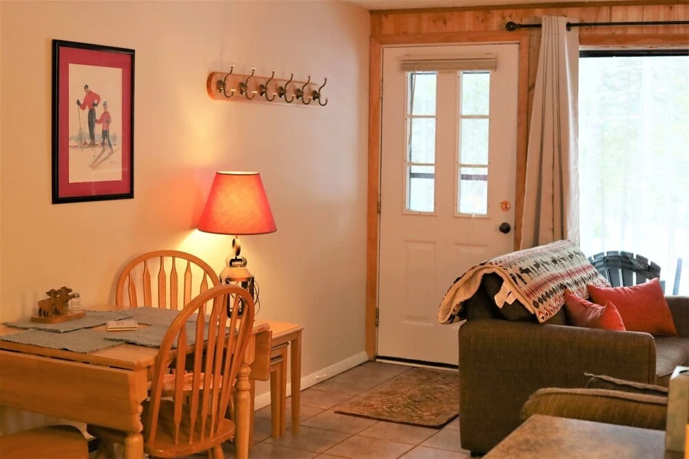 Pet Friendly Condo in Waterville Valley - Newly Refinished! - Whc23v
