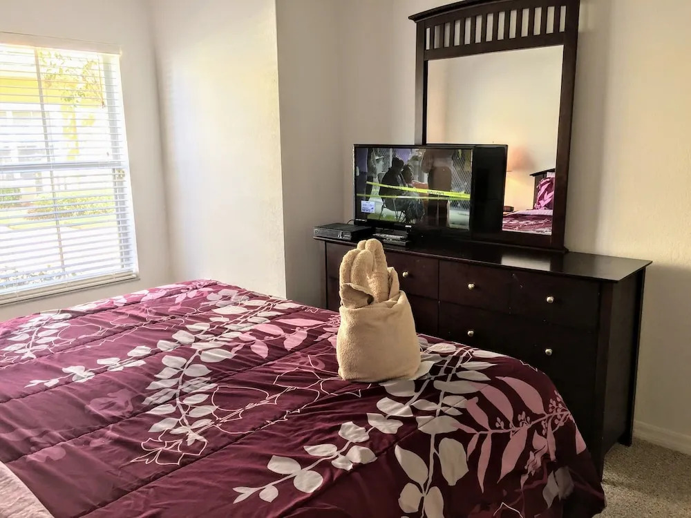 1391-49846 - 3 Bedroom Townhome