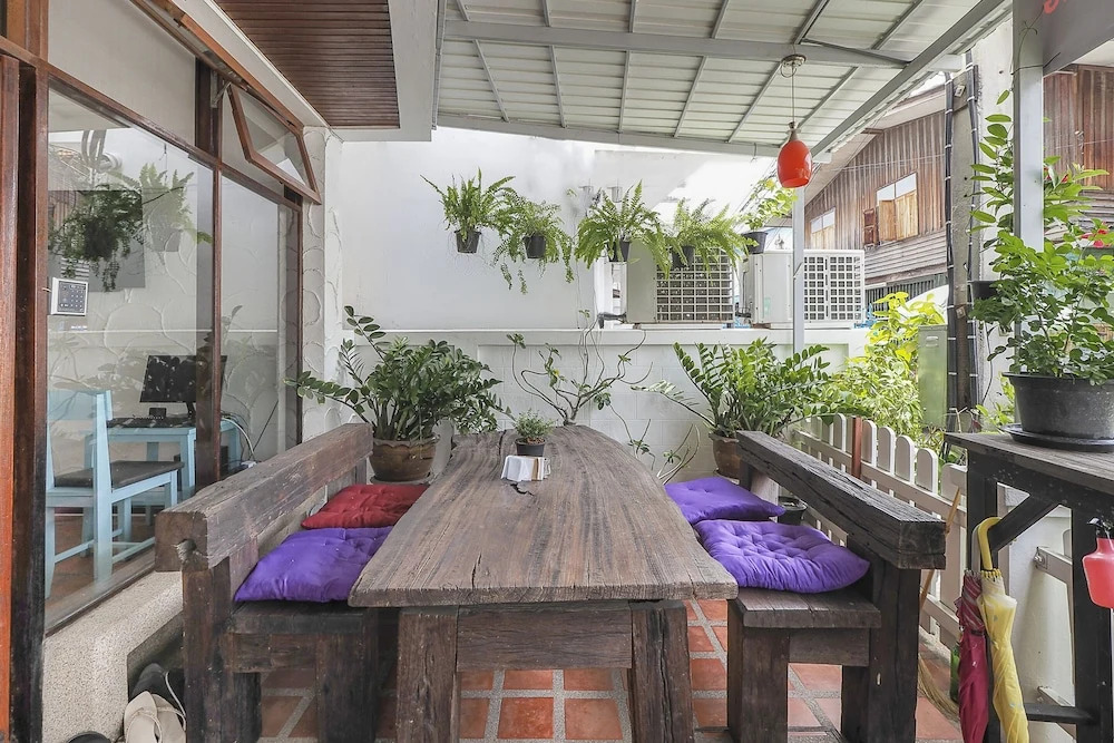 OYO 1156 Tong Mee House Hua Hin