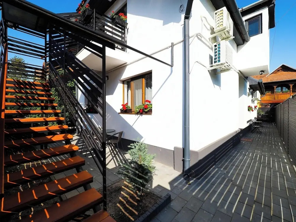 Ben Apartments Near City Center