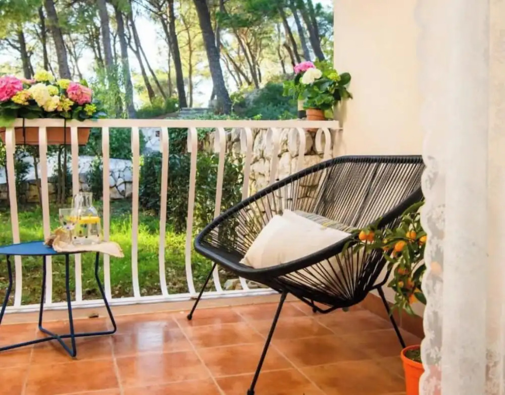 Lavica Bellevue apartments & studios