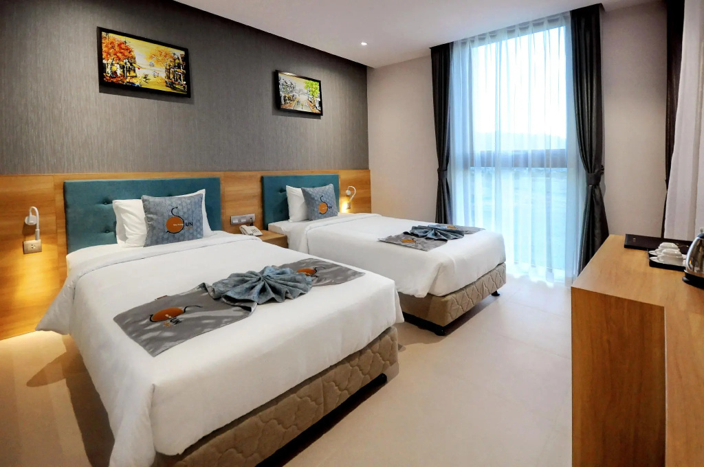 Sun Kiss Hotel