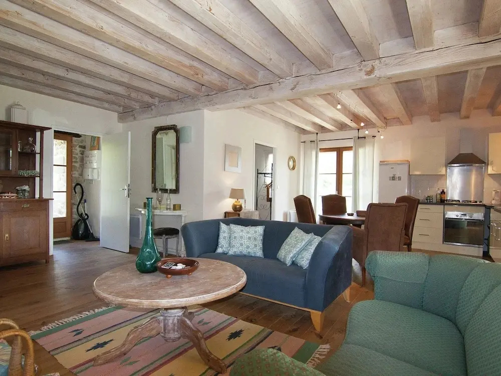 Spacious Estate in Roussines