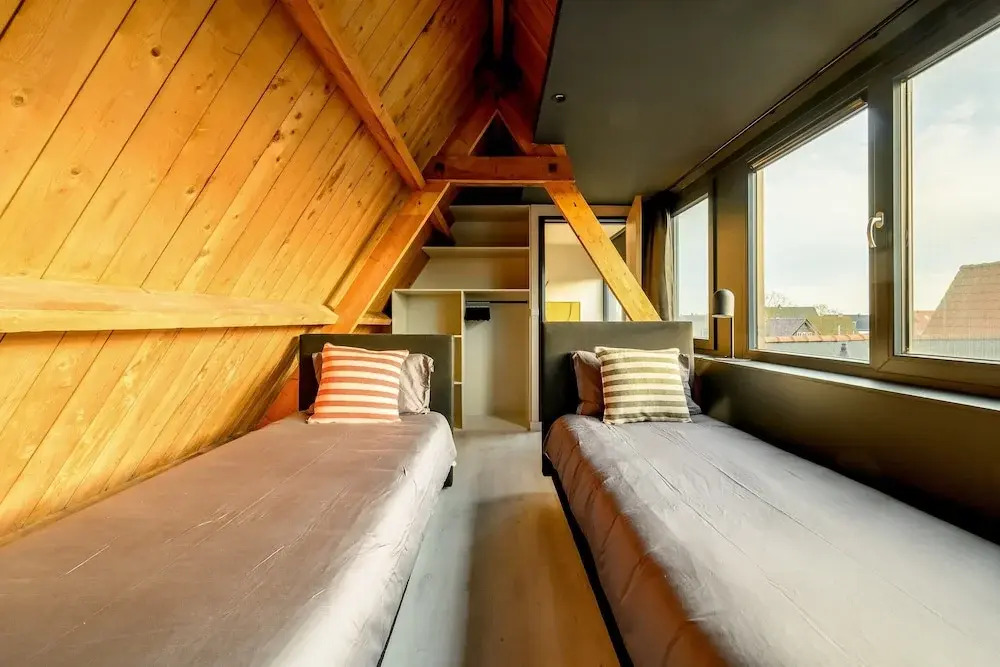 Beautiful Group Loft With Sauna Near the Beach