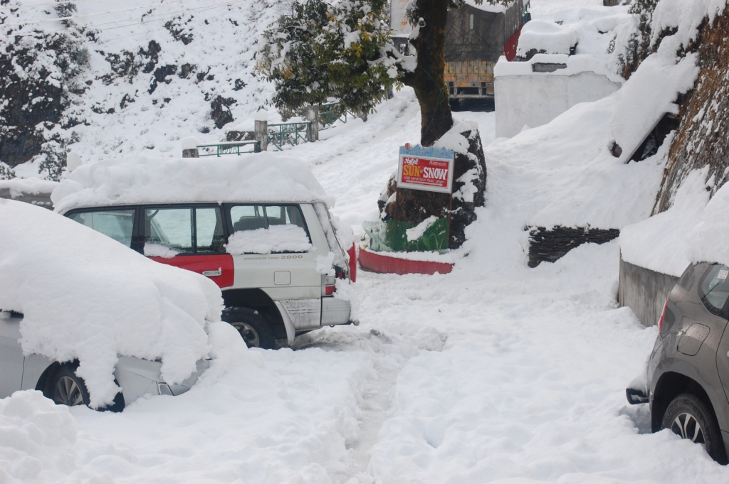 Hotel Sun N Snow Mussoorie