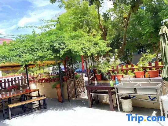 Shenzhen Haiyun Tiandi Themed Homestay