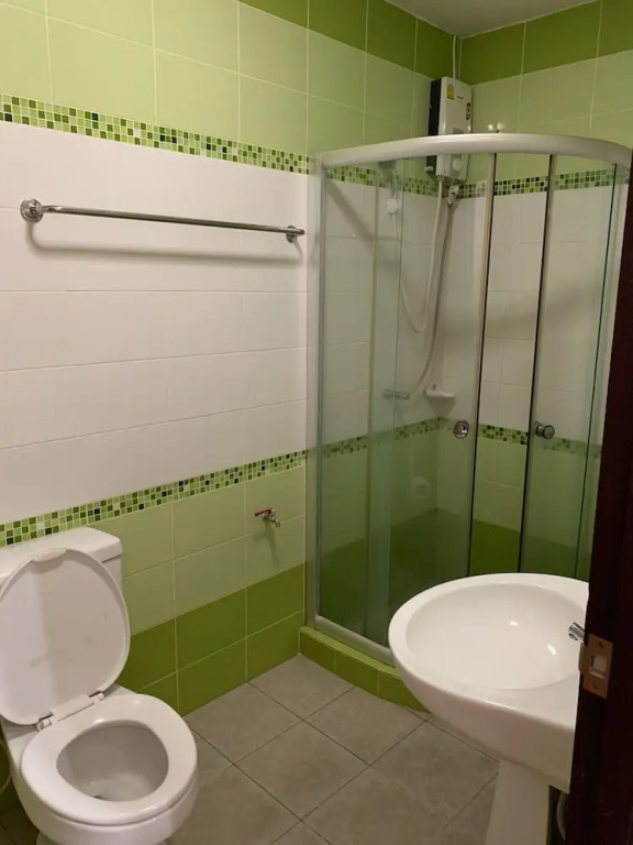 Tonrak Apartment