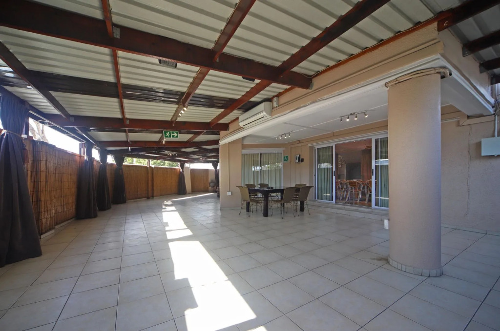 Savoy Lodge