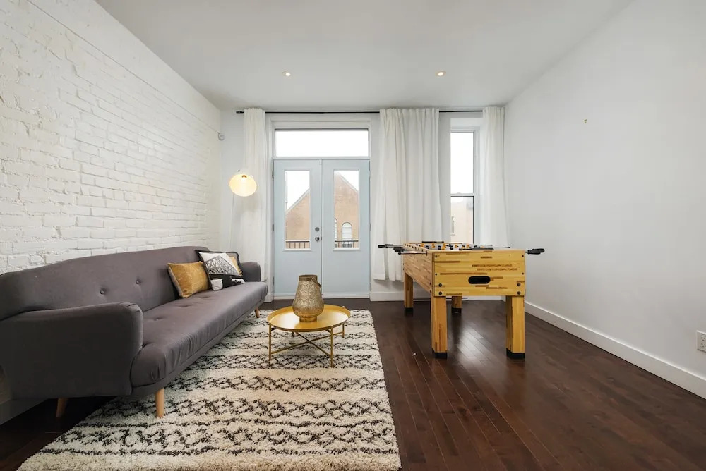 Brilliant 3BR in Plateau by HomeFeel