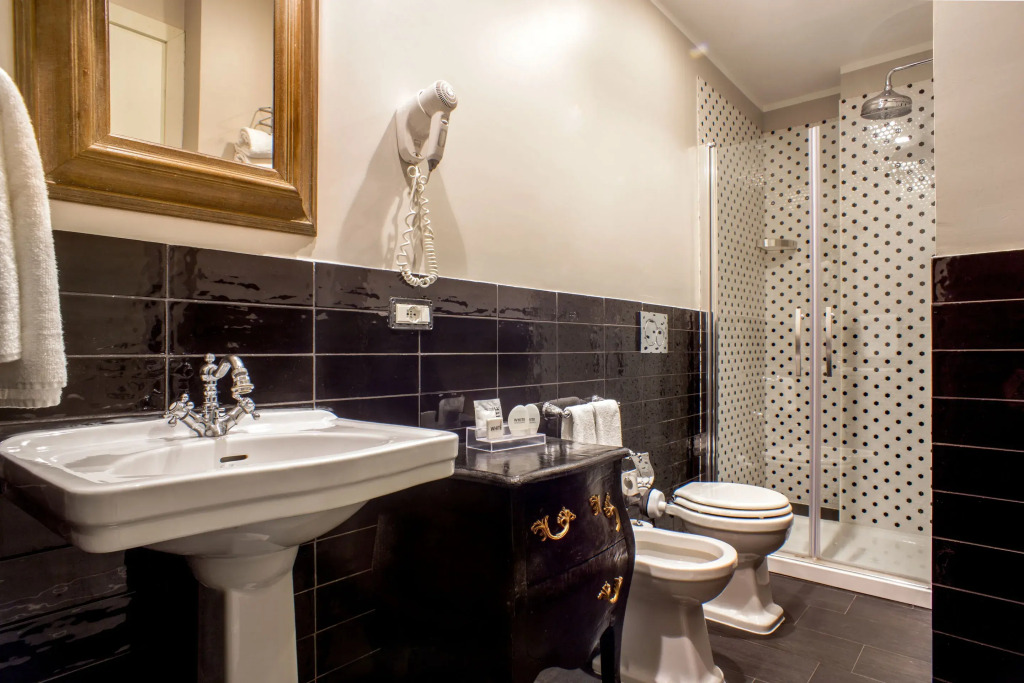The B Place Hotel