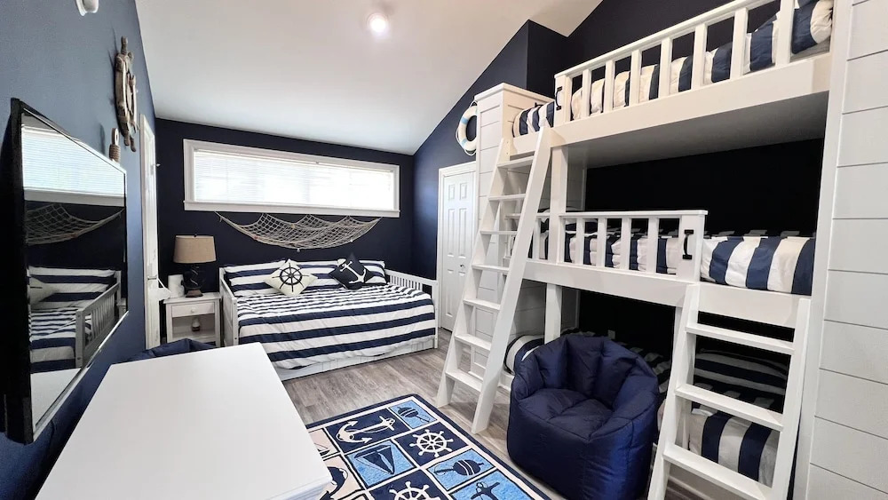 72 Vantage Pointe